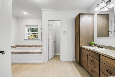 292 Fossil Ridge Boerne TX 78006