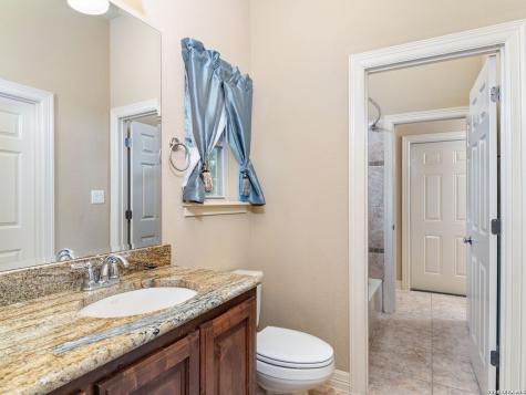 631 Sentry Hill San Antonio TX 78260
