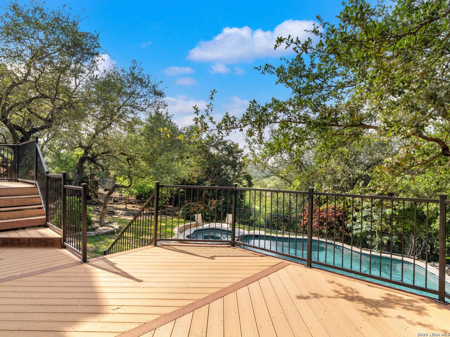 631 Sentry Hill San Antonio TX 78260