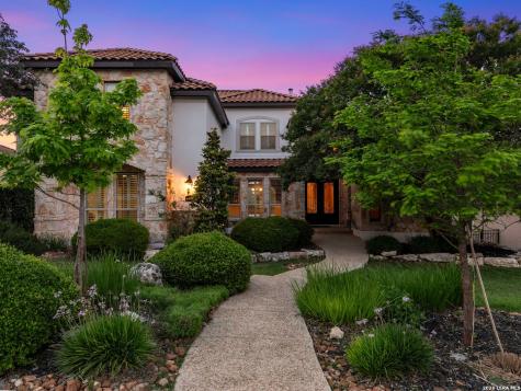 631 Sentry Hill San Antonio TX 78260