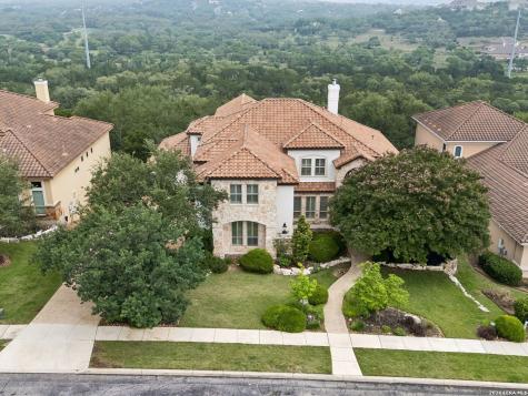 631 Sentry Hill San Antonio TX 78260