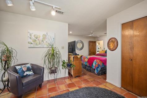 2329 Rock Creek Kerrville TX 78028