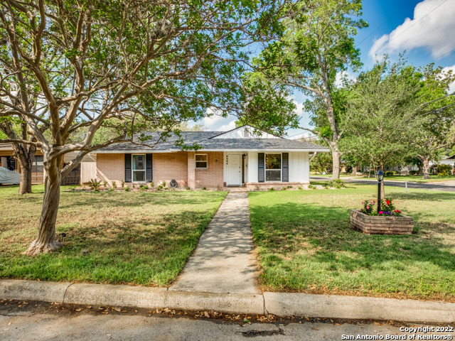 8235 Greenbrier San Antonio TX 78209