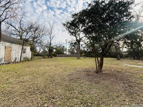1418 Montana San Antonio TX 78203