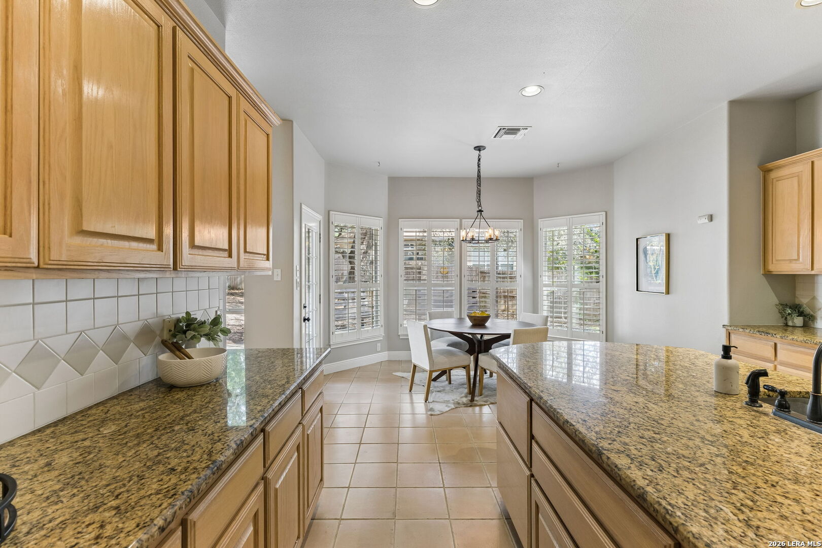 6542 Amber Oak San Antonio TX 78249