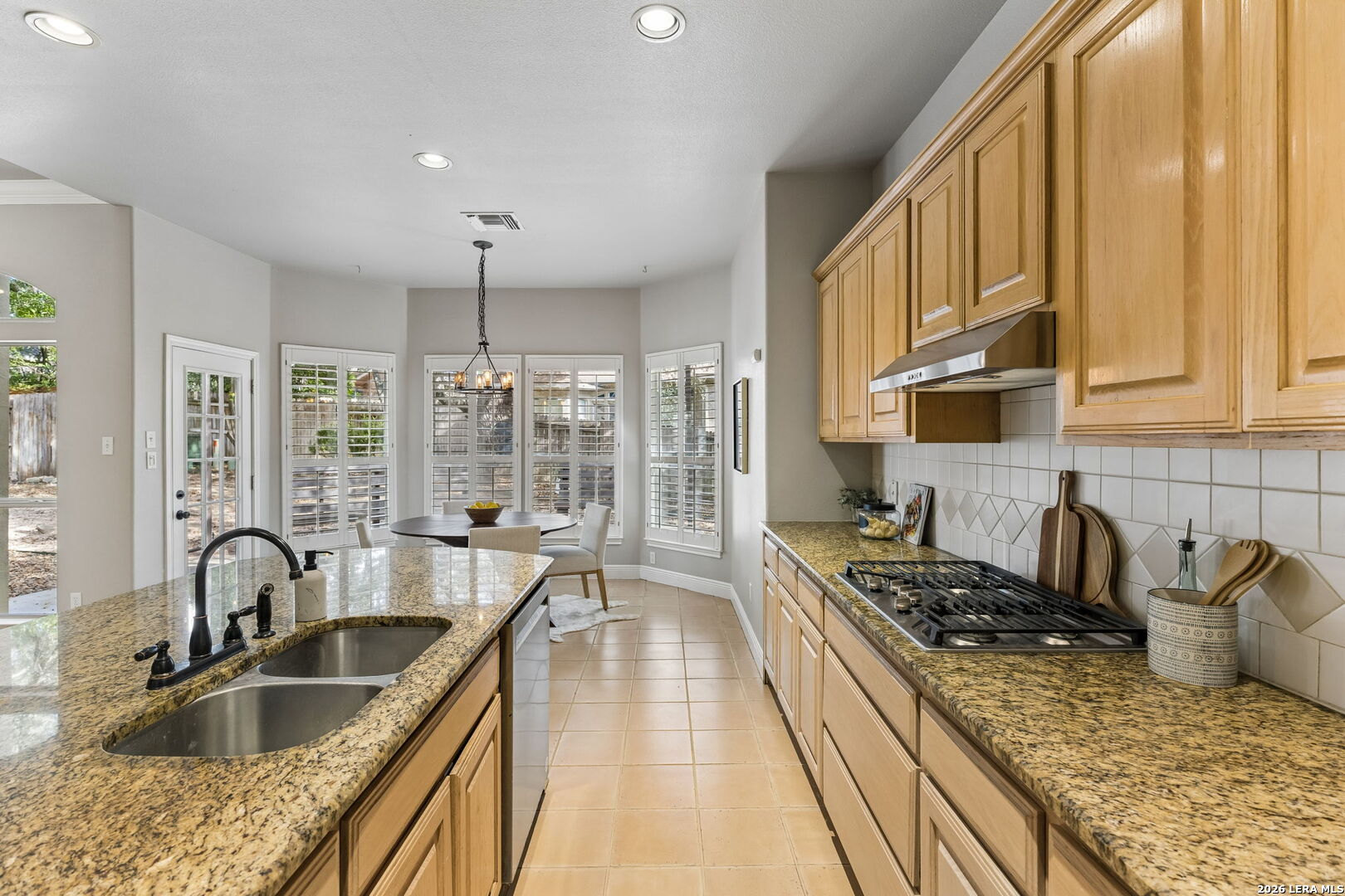 6542 Amber Oak San Antonio TX 78249