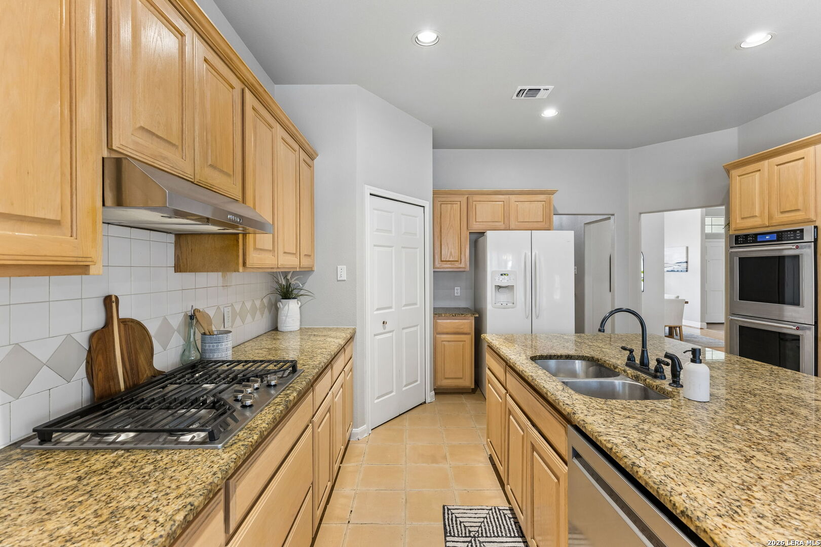 6542 Amber Oak San Antonio TX 78249