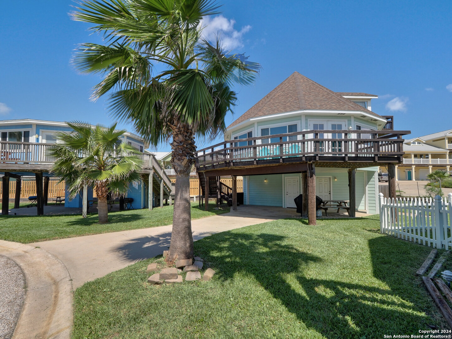 1923 S 11th Street Port Aransas TX 78373