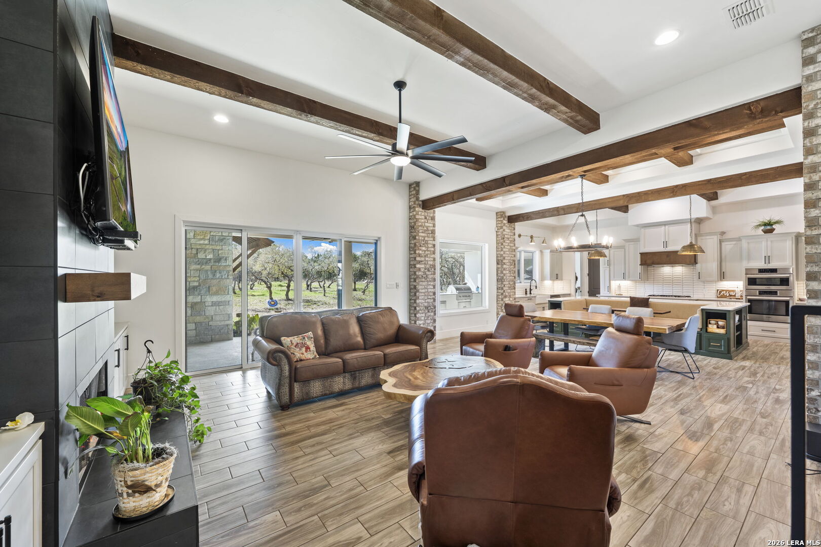979 Belle Oaks Bulverde TX 78163