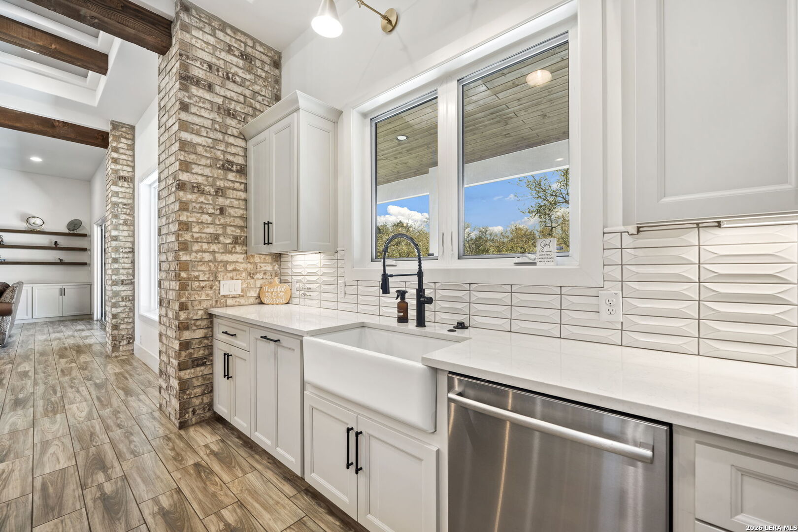 979 Belle Oaks Bulverde TX 78163