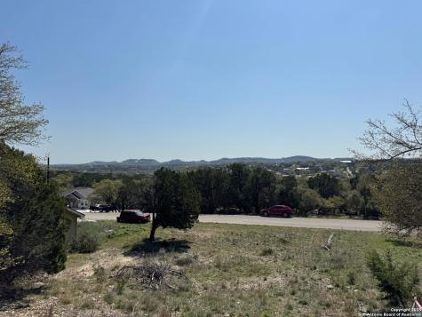 1403 Bonnyview Drive Canyon Lake TX 78133