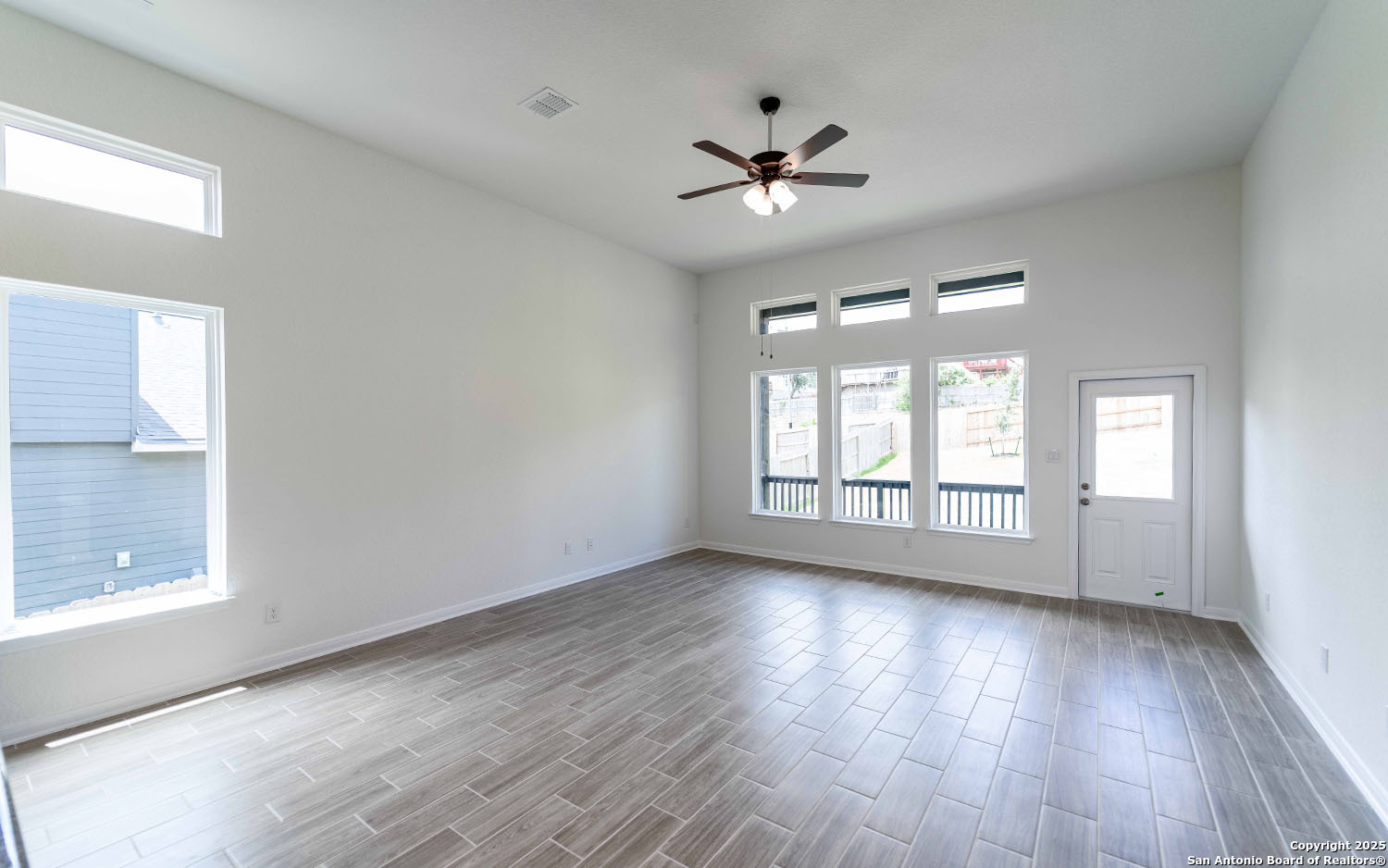 4881 Knox View Schertz TX 78108