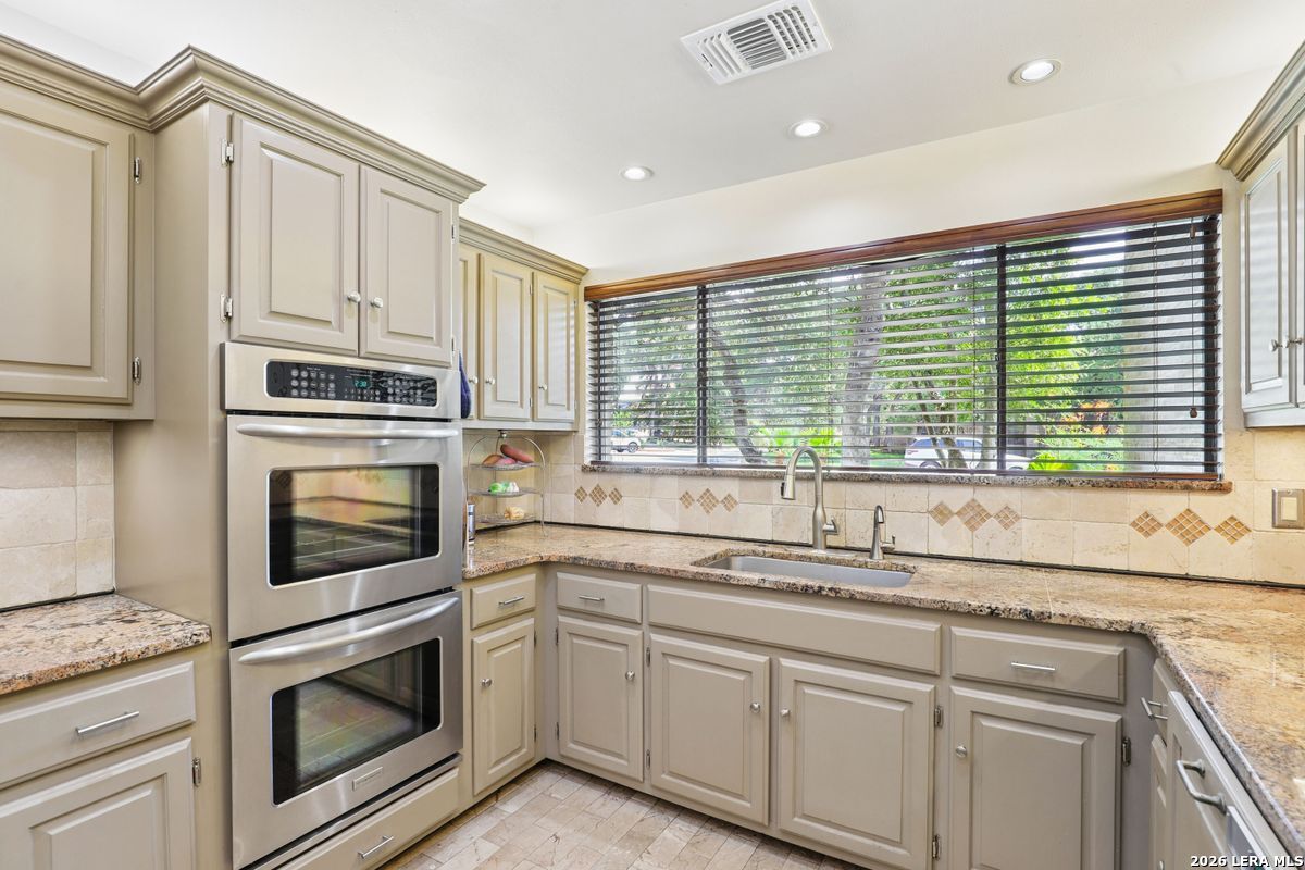 12539 Elm Country Lane San Antonio TX 78230