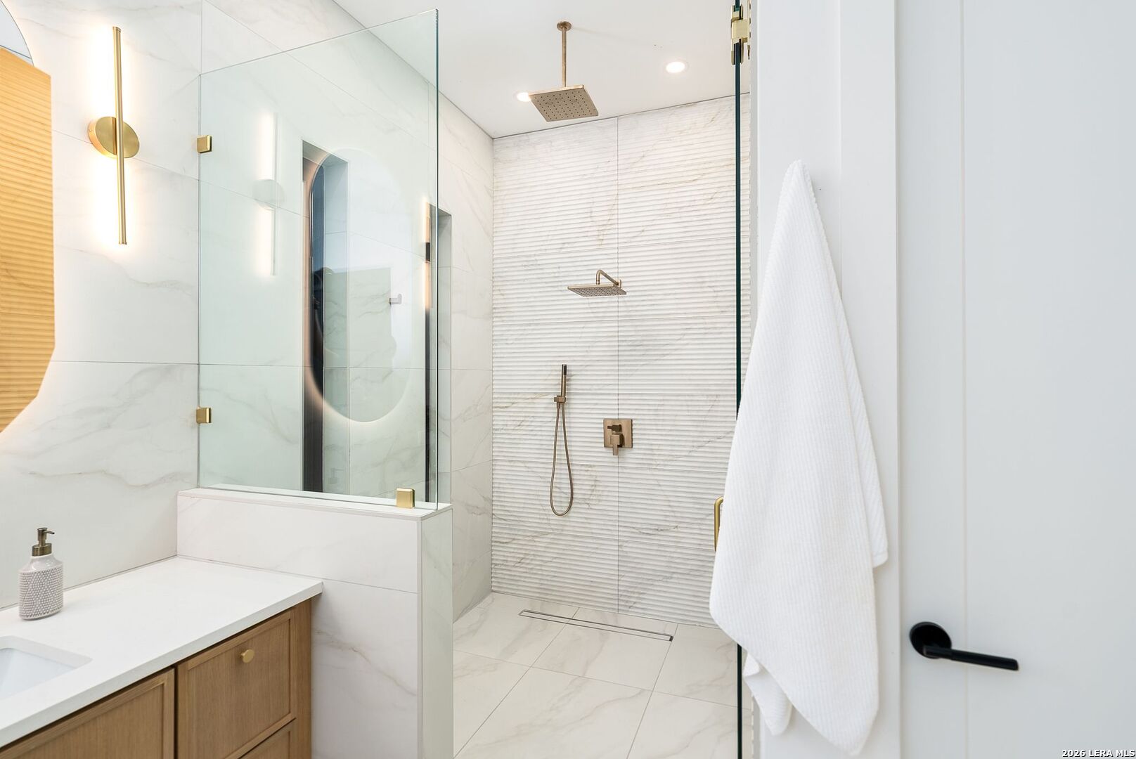 16 Grantham Glen San Antonio TX 78257