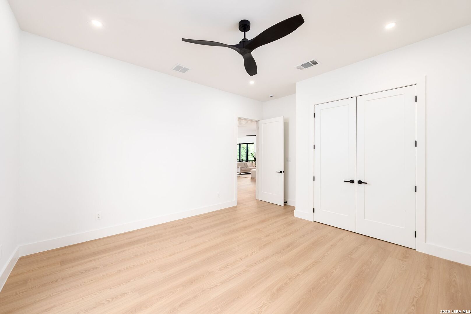 16 Grantham Glen San Antonio TX 78257