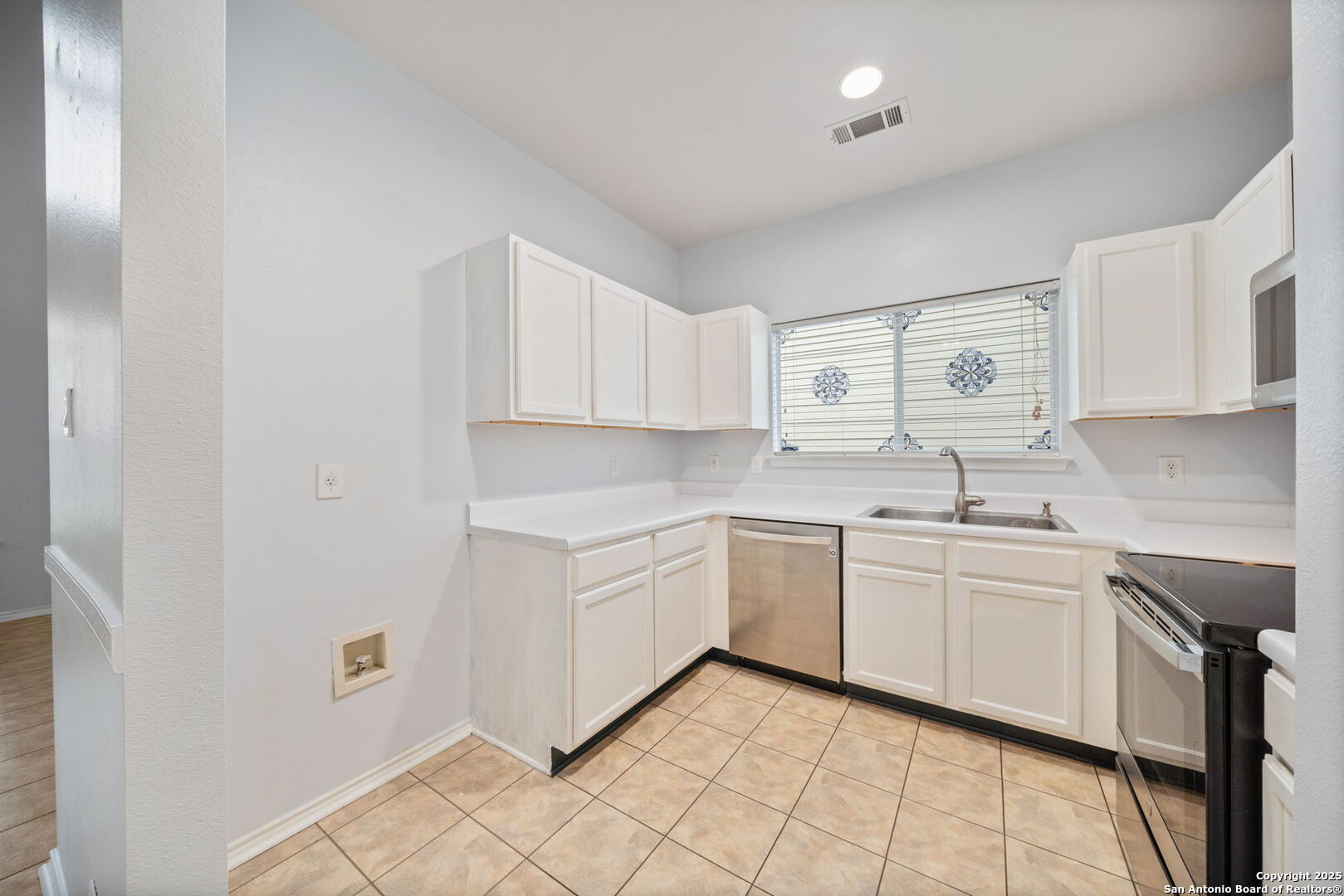 2723 Crown Arbor San Antonio TX 78251
