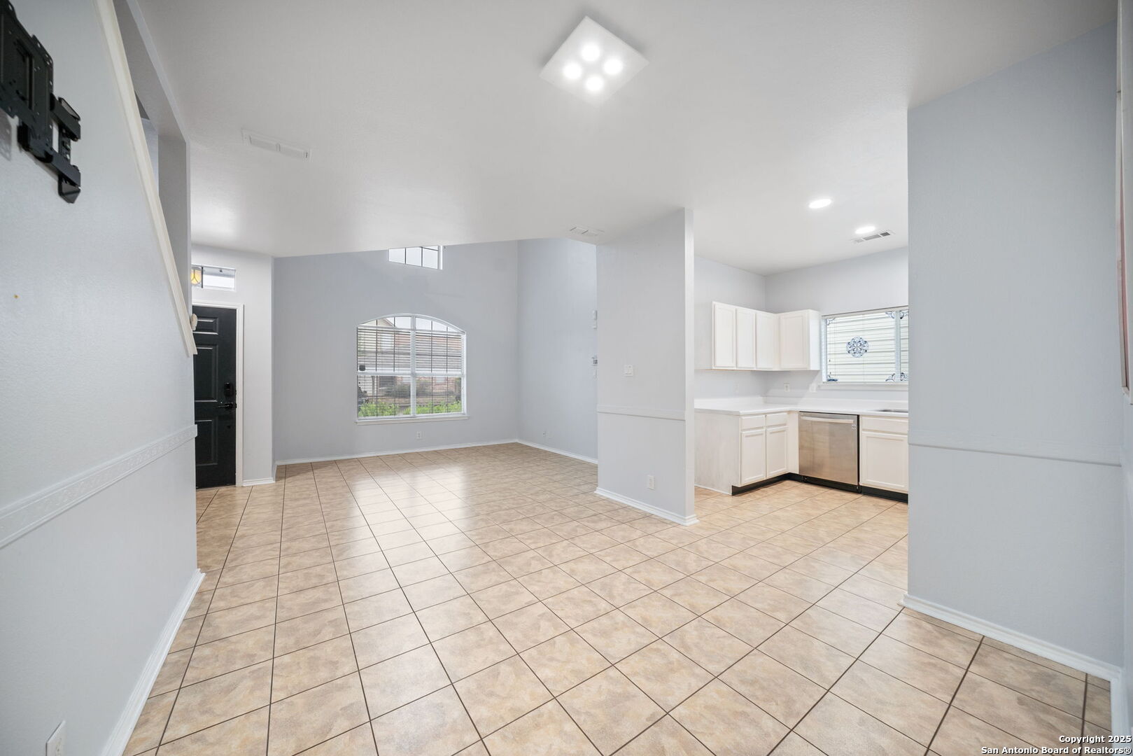 2723 Crown Arbor San Antonio TX 78251