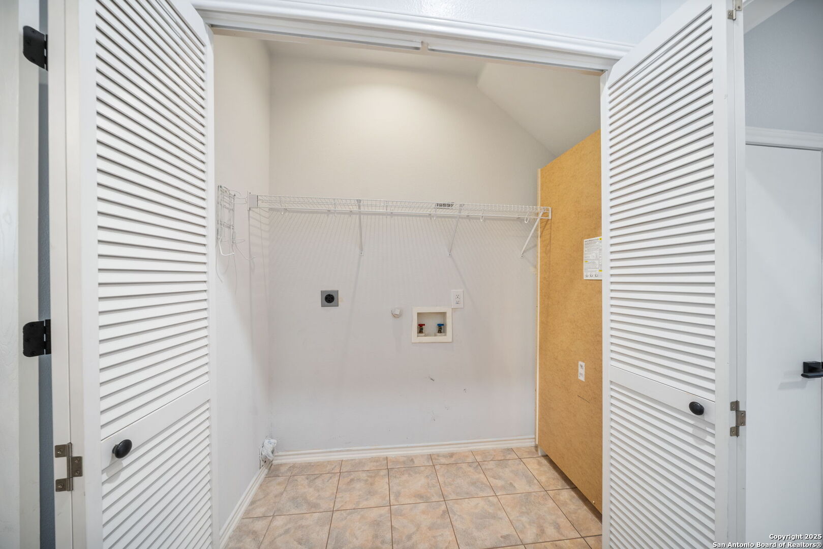 2723 Crown Arbor San Antonio TX 78251