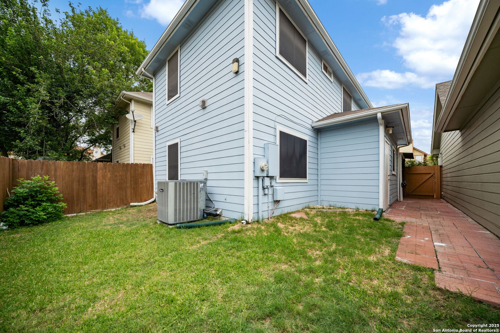 2723 Crown Arbor San Antonio TX 78251