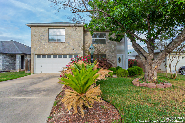 8206 Valley Trail San Antonio TX 78250