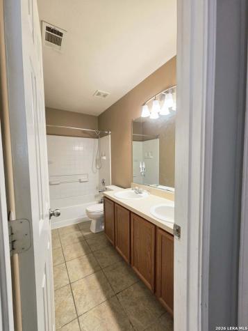 5124 Knollwood Schertz TX 78108