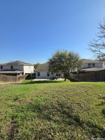 5124 Knollwood Schertz TX 78108