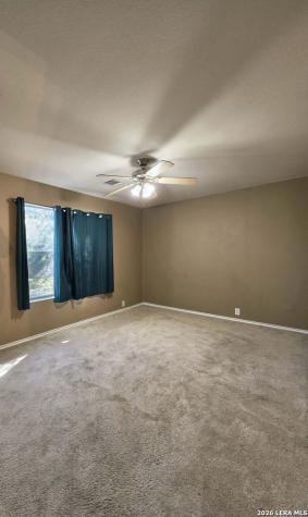 5124 Knollwood Schertz TX 78108