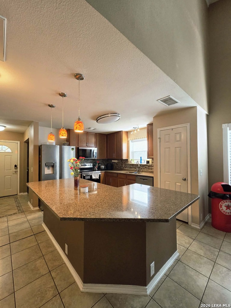 5124 Knollwood Schertz TX 78108