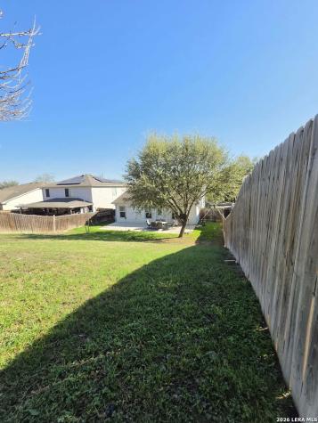 5124 Knollwood Schertz TX 78108
