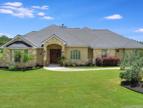715 Deer Run Way New Braunfels TX 78132