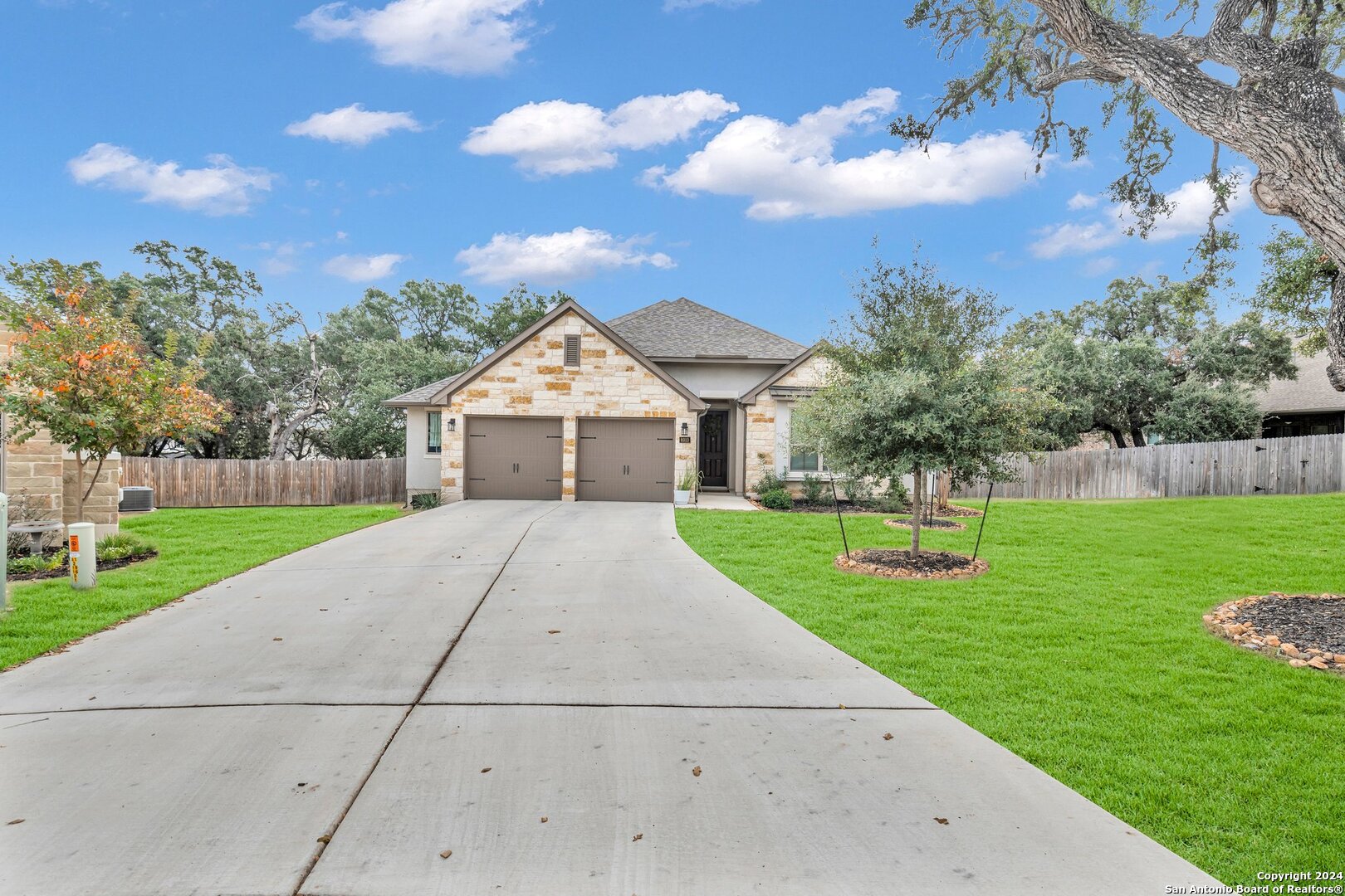 8910 Bellacor Ridge Boerne TX 78015
