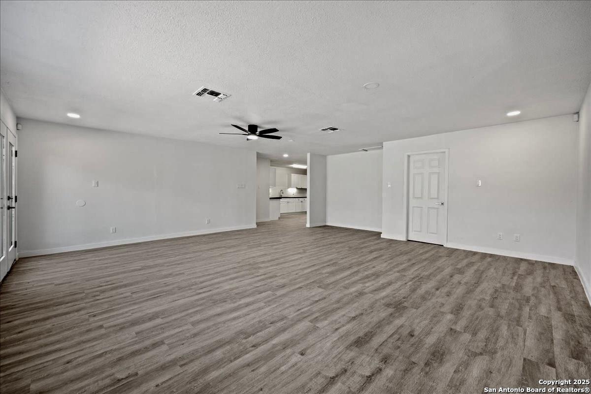 5027 Creekmoor Drive San Antonio TX 78220