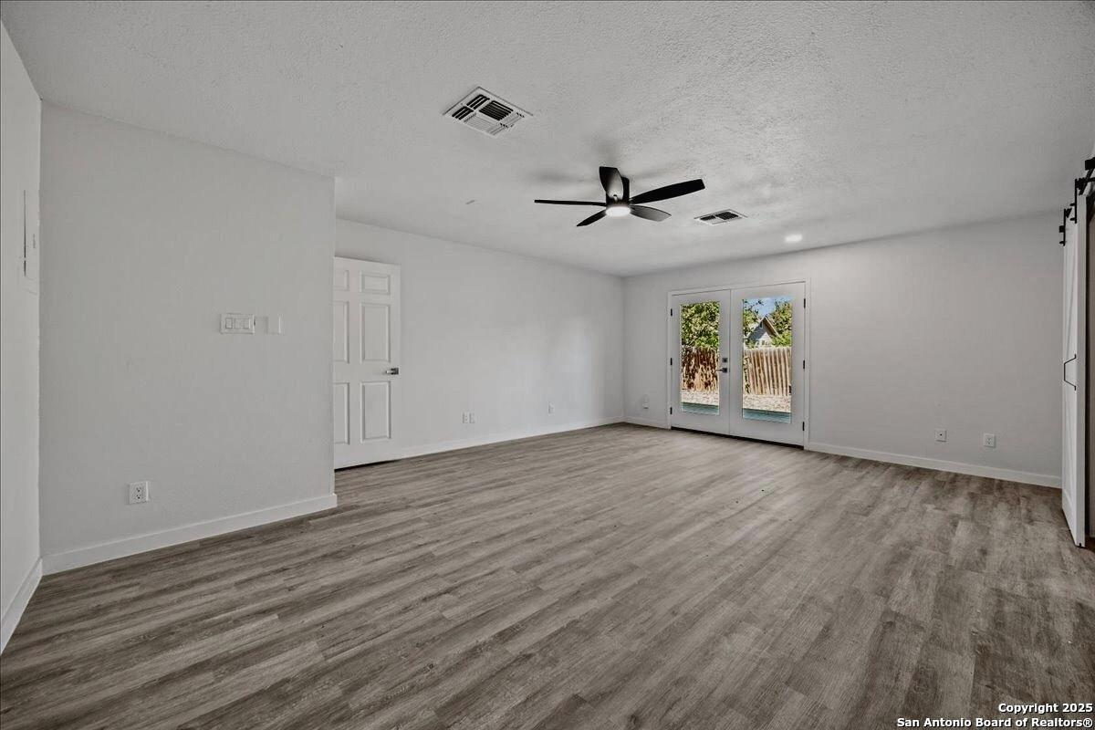 5027 Creekmoor Drive San Antonio TX 78220