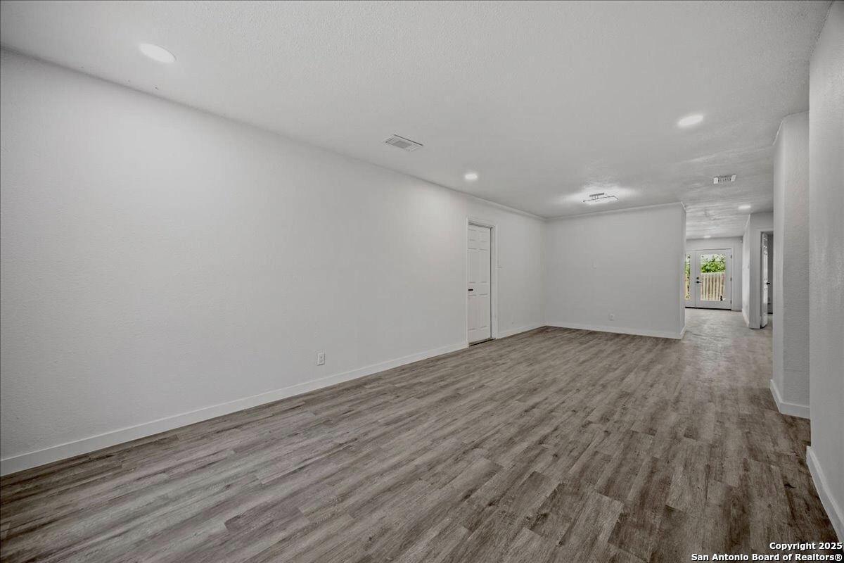 5027 Creekmoor Drive San Antonio TX 78220