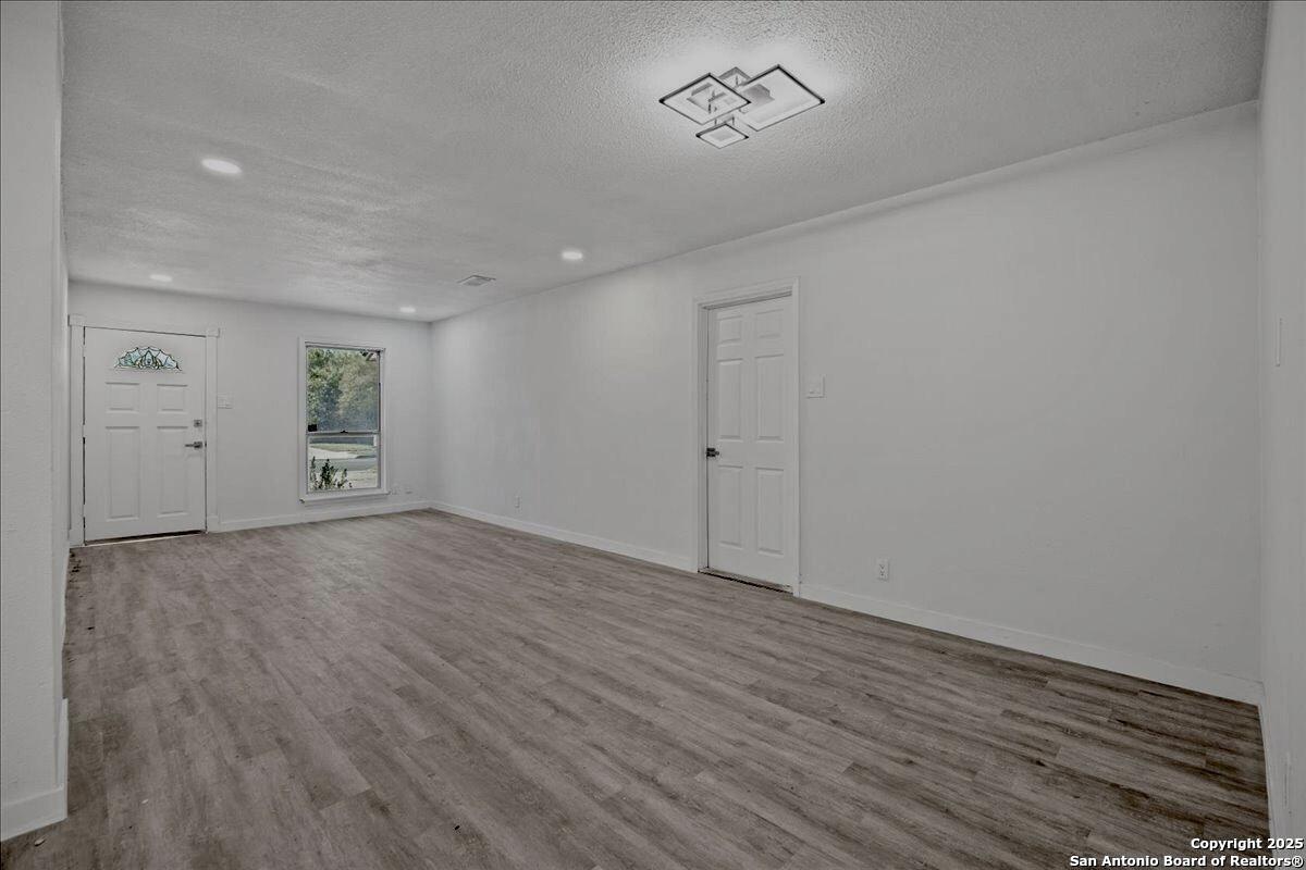 5027 Creekmoor Drive San Antonio TX 78220