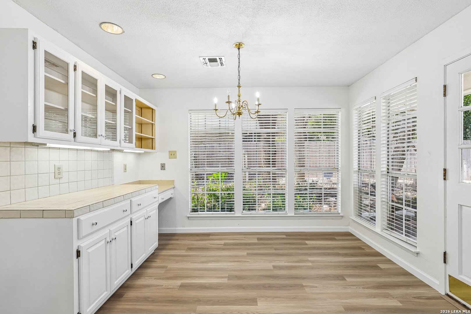 3515 Red Oak San Antonio TX 78230