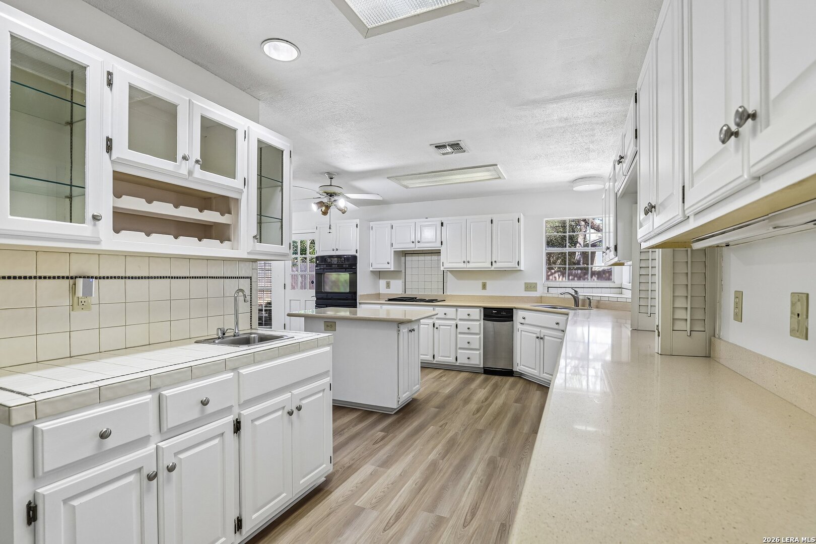 3515 Red Oak San Antonio TX 78230