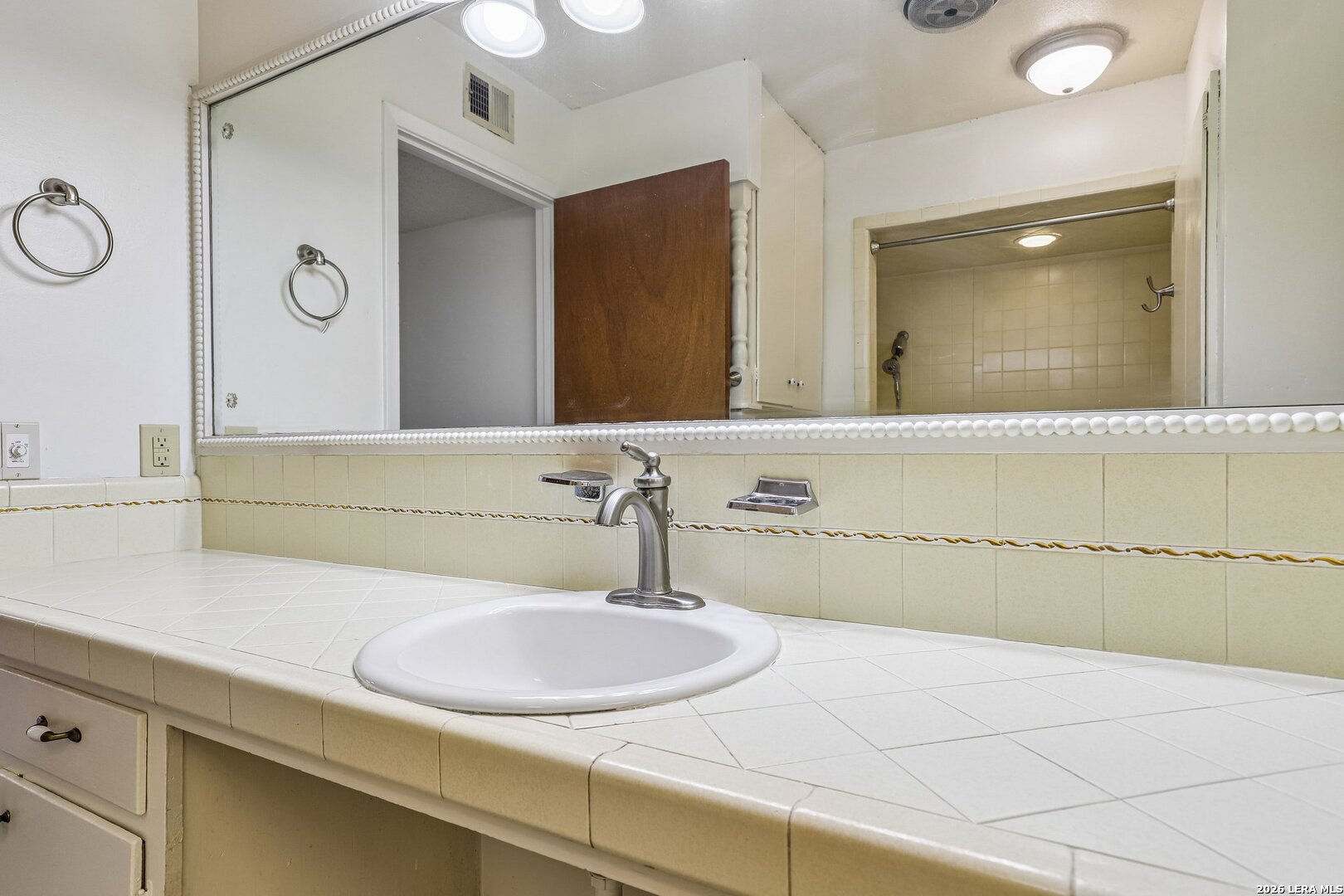3515 Red Oak San Antonio TX 78230