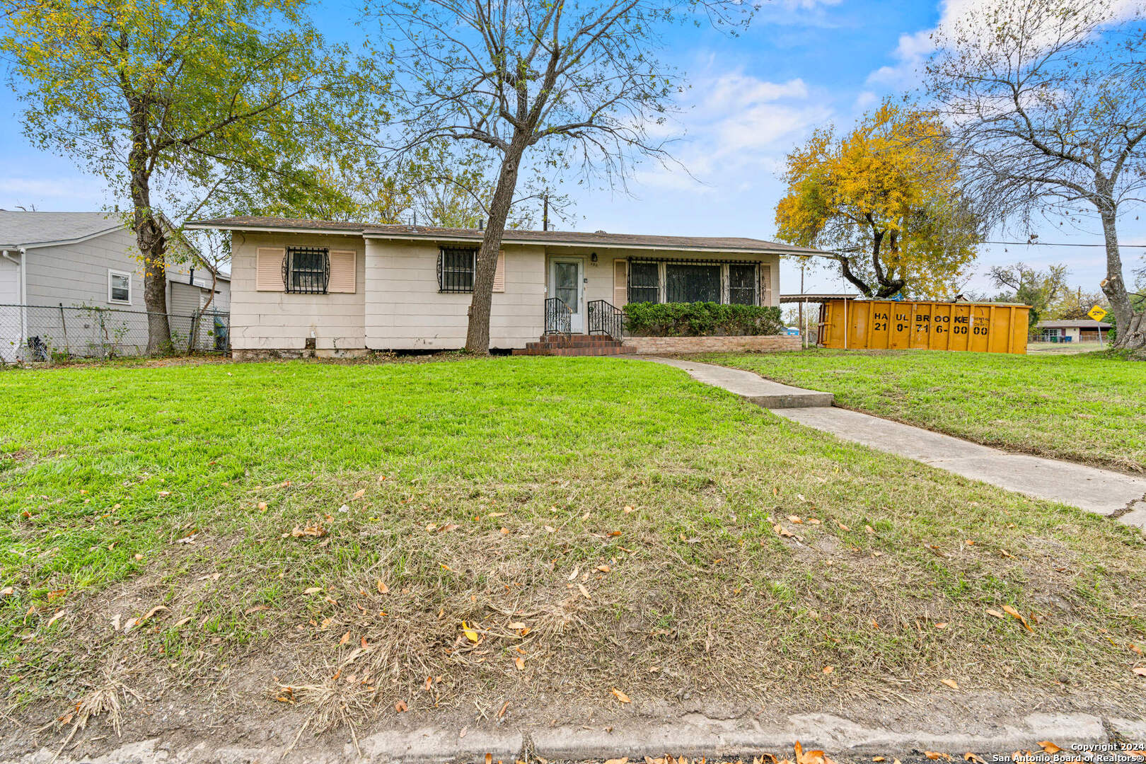 180 Sweetbriar Avenue San Antonio TX 78228