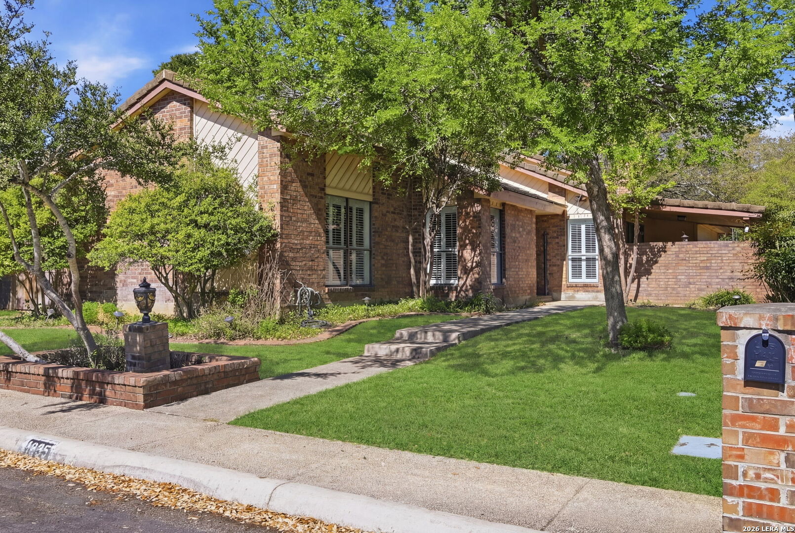 1835 Shoal Run San Antonio TX 78232