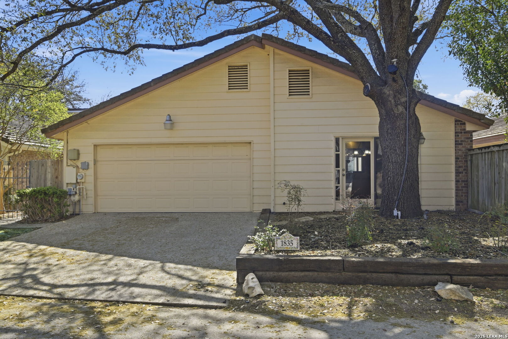 1835 Shoal Run San Antonio TX 78232