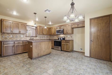 1835 Shoal Run San Antonio TX 78232