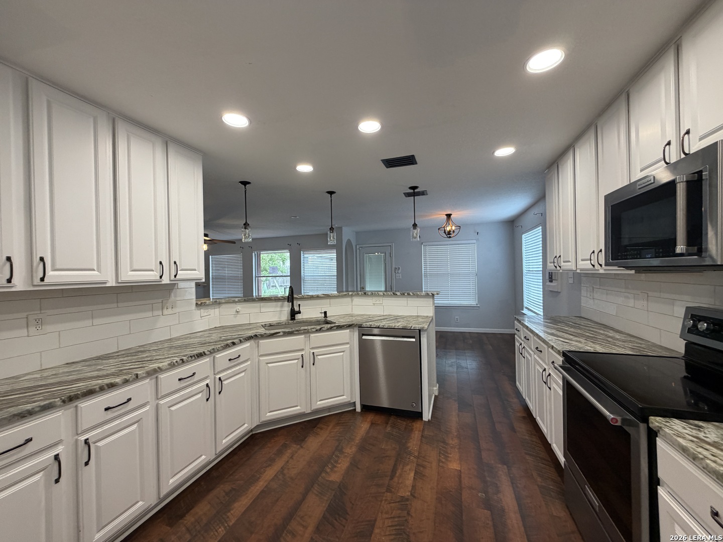 9747 Justice Lane Converse TX 78109
