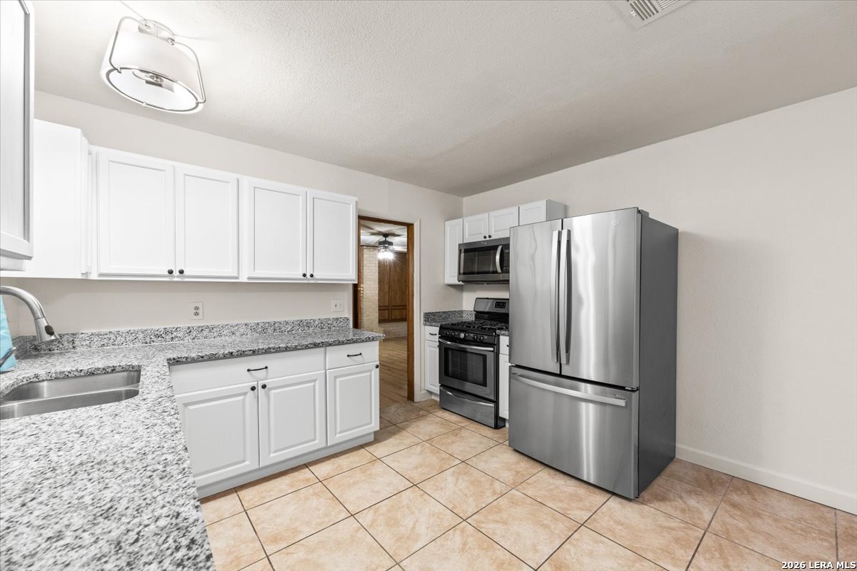 10703 Green Trail Drive San Antonio TX 78223