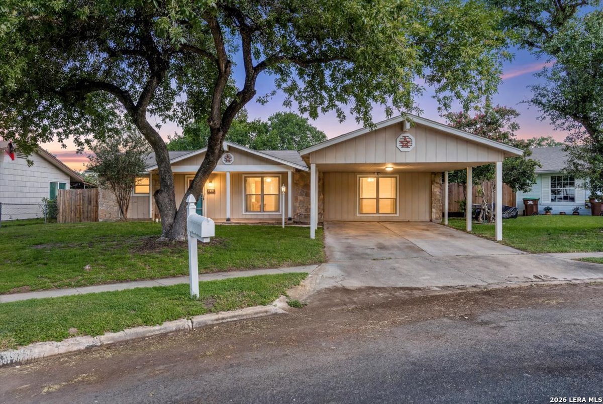 10703 Green Trail Drive San Antonio TX 78223