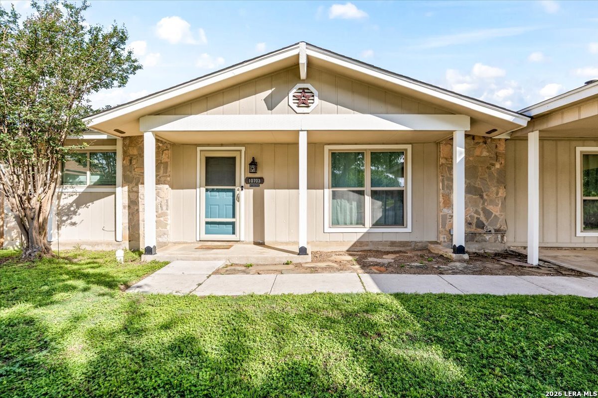 10703 Green Trail Drive San Antonio TX 78223