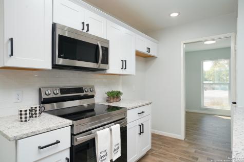 4226 Flint Hill Street San Antonio TX 78230
