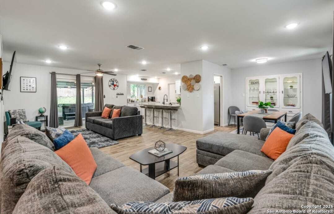 4226 Flint Hill Street San Antonio TX 78230