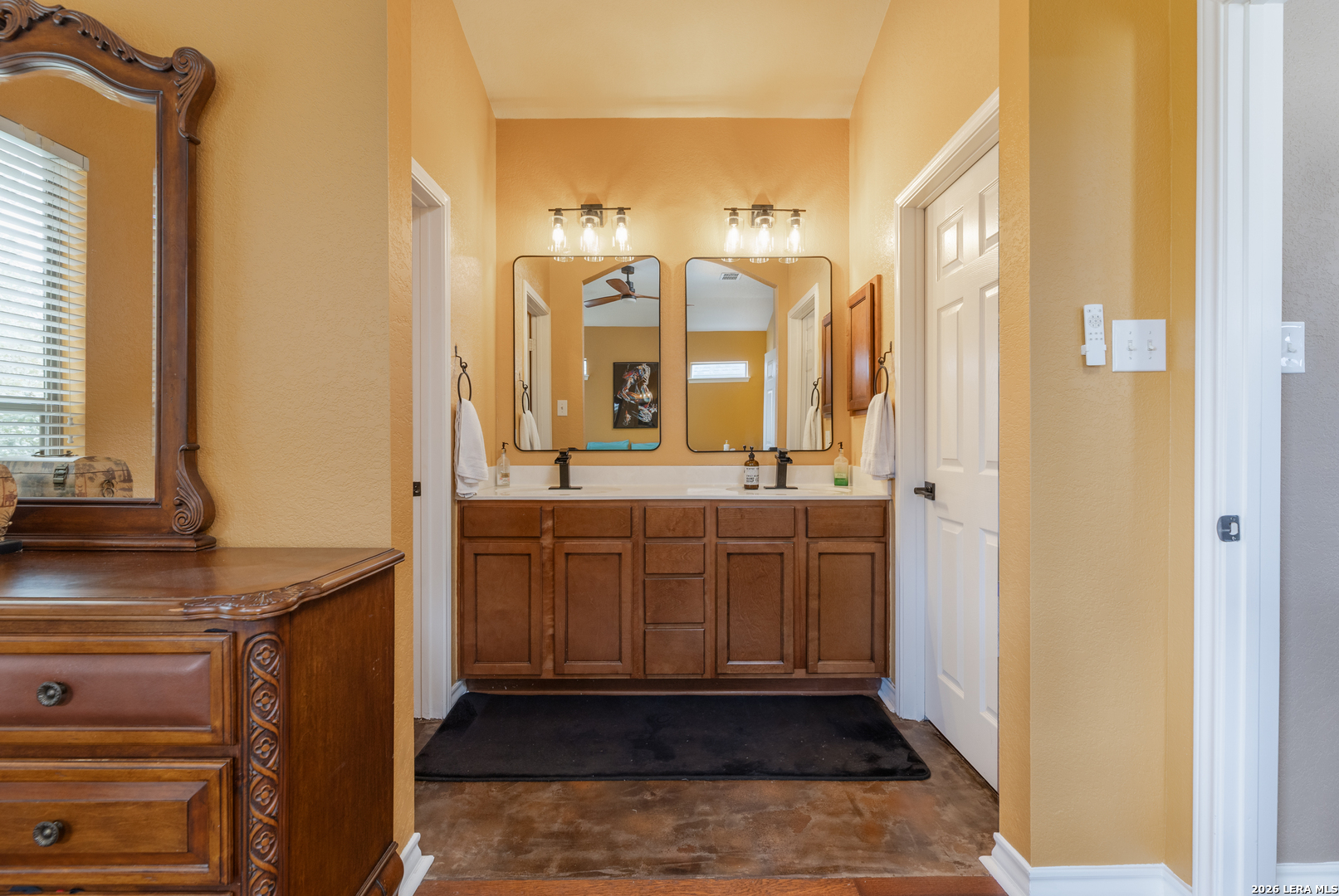 1235 Nicholas Manor San Antonio TX 78258