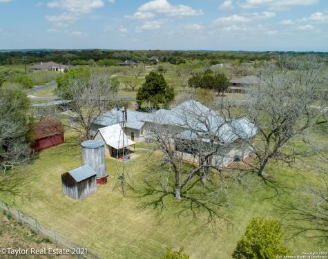 25595 Lewis Ranch Road New Braunfels TX 78132